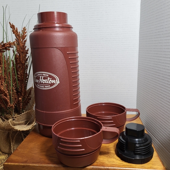 Vintage Tim Hortons 1 Litre Thermos with 2 Drinking Cups - Picture 9 of 16